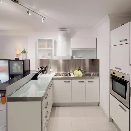 아파트 Spinola Bay, St Julians - Prime Seafront Location *