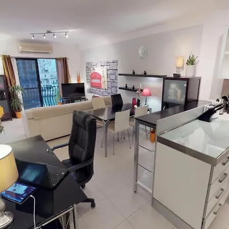 Spinola Bay, St Julians - Prime Seafront Location 아파트 Saint Julian's